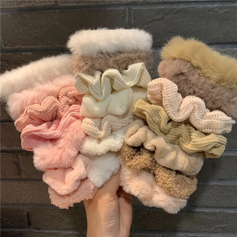 7Pcs Soft Plush Velvet Hair Scrunchies Set