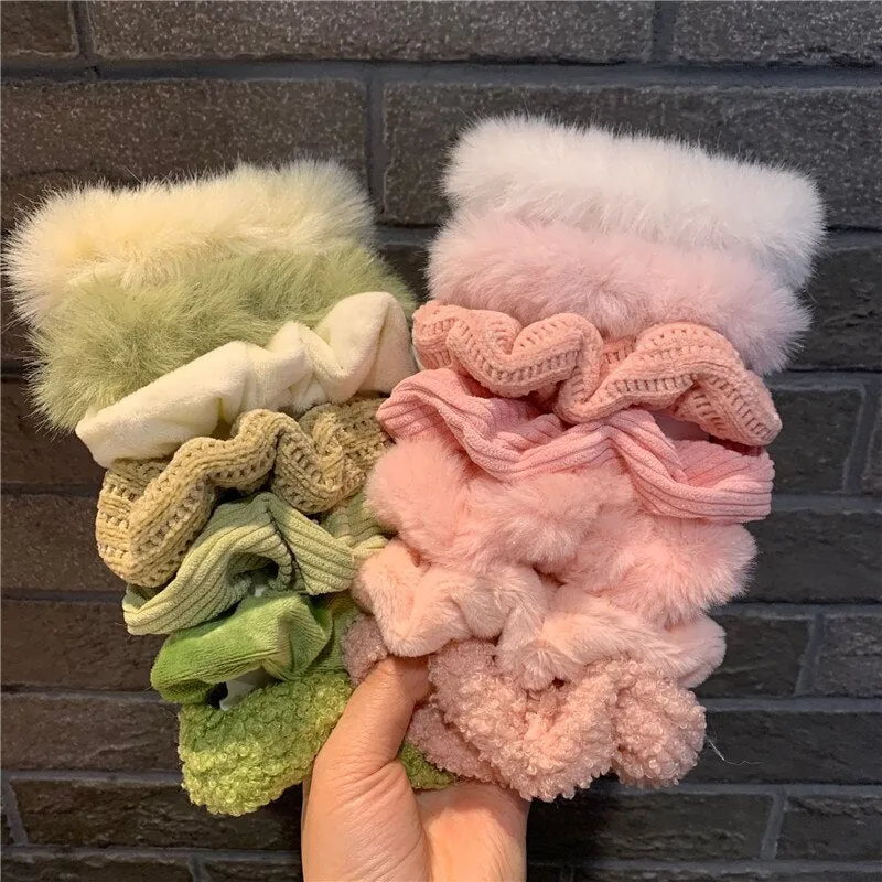 7Pcs Soft Plush Velvet Hair Scrunchies Set