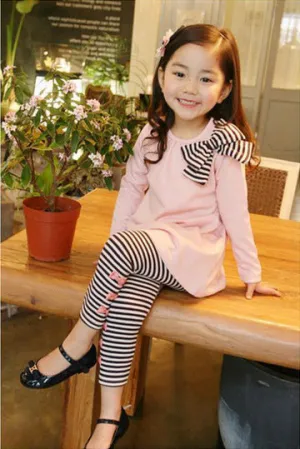 Chic Striped Bow Tie T-shirt and Leggings Set for Girls