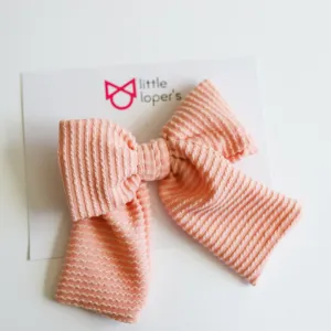 Cozy Ribbed Party Bows