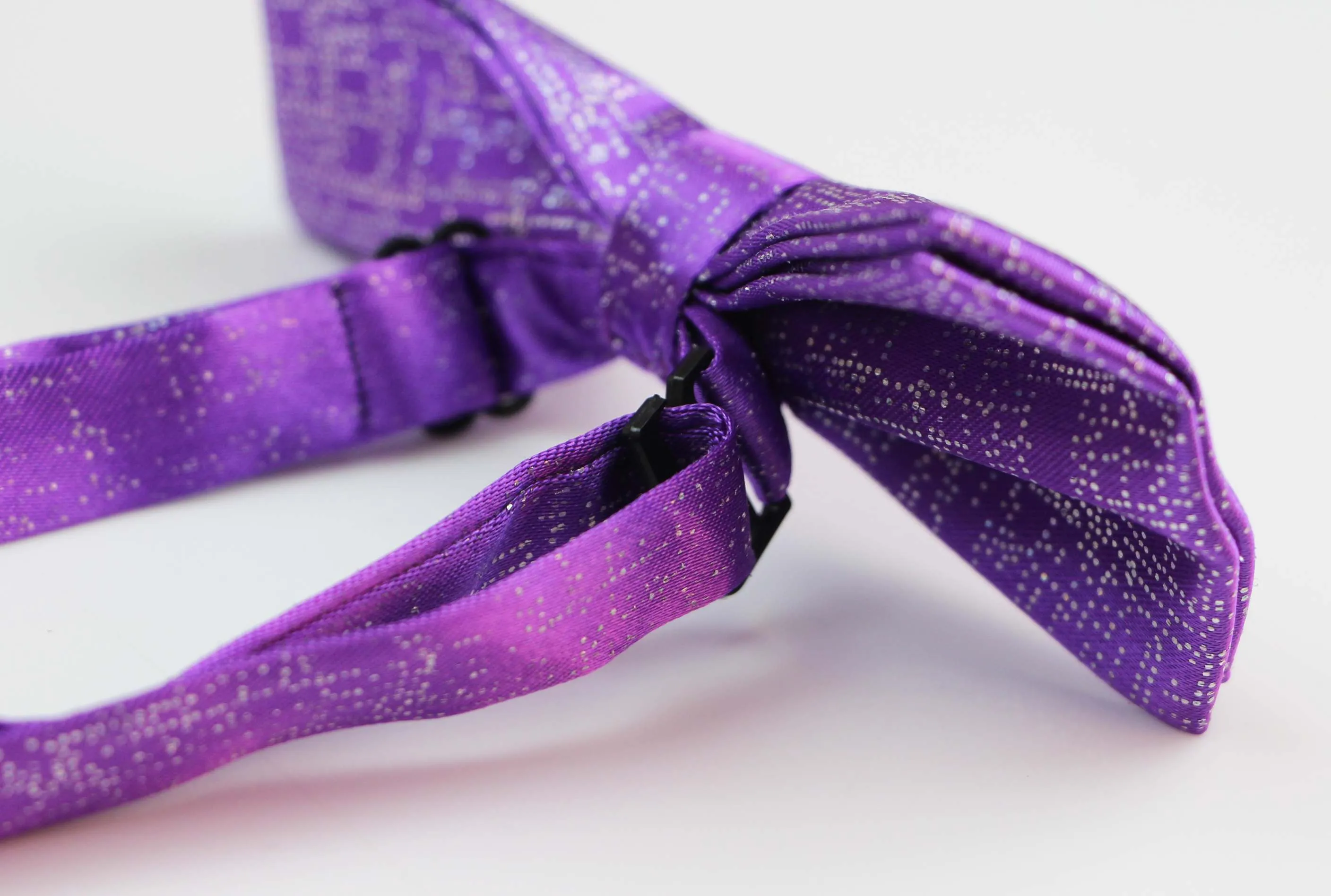 Mens Purple Sparkly Glitter Patterned Bow Tie